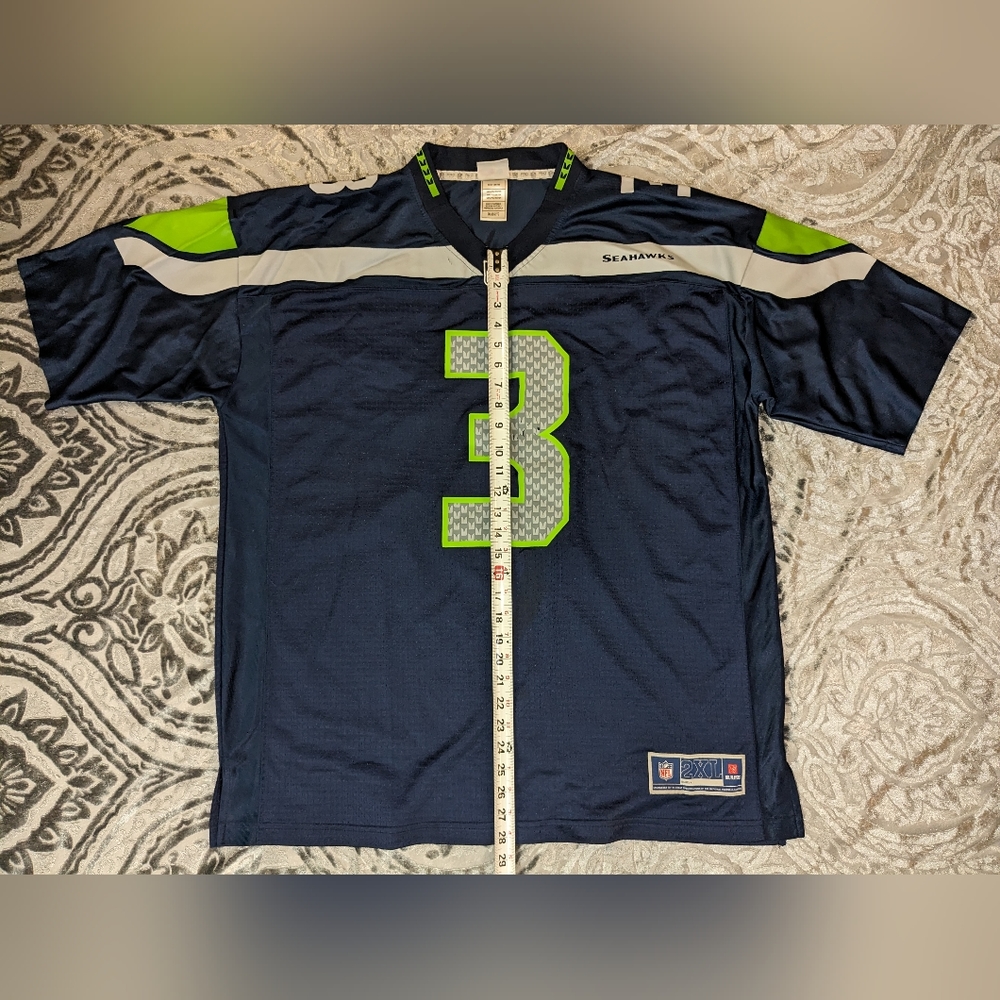 Seattle Seahawks Russell Wilson - Picture 2 of 5